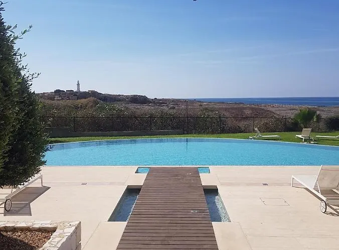 The Lighthouse * Πάφος