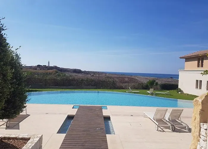 The Lighthouse Πάφος